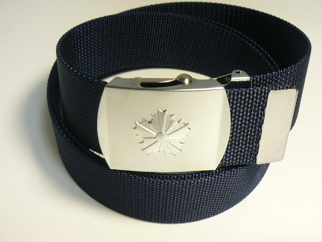 警察　ベルト　旭日章　バックル　ナイロン素材　ローラー　紺色　軽くて丈夫　装着簡単　ポリス　●新品●　約幅38mm×長さ1，200mm　2319