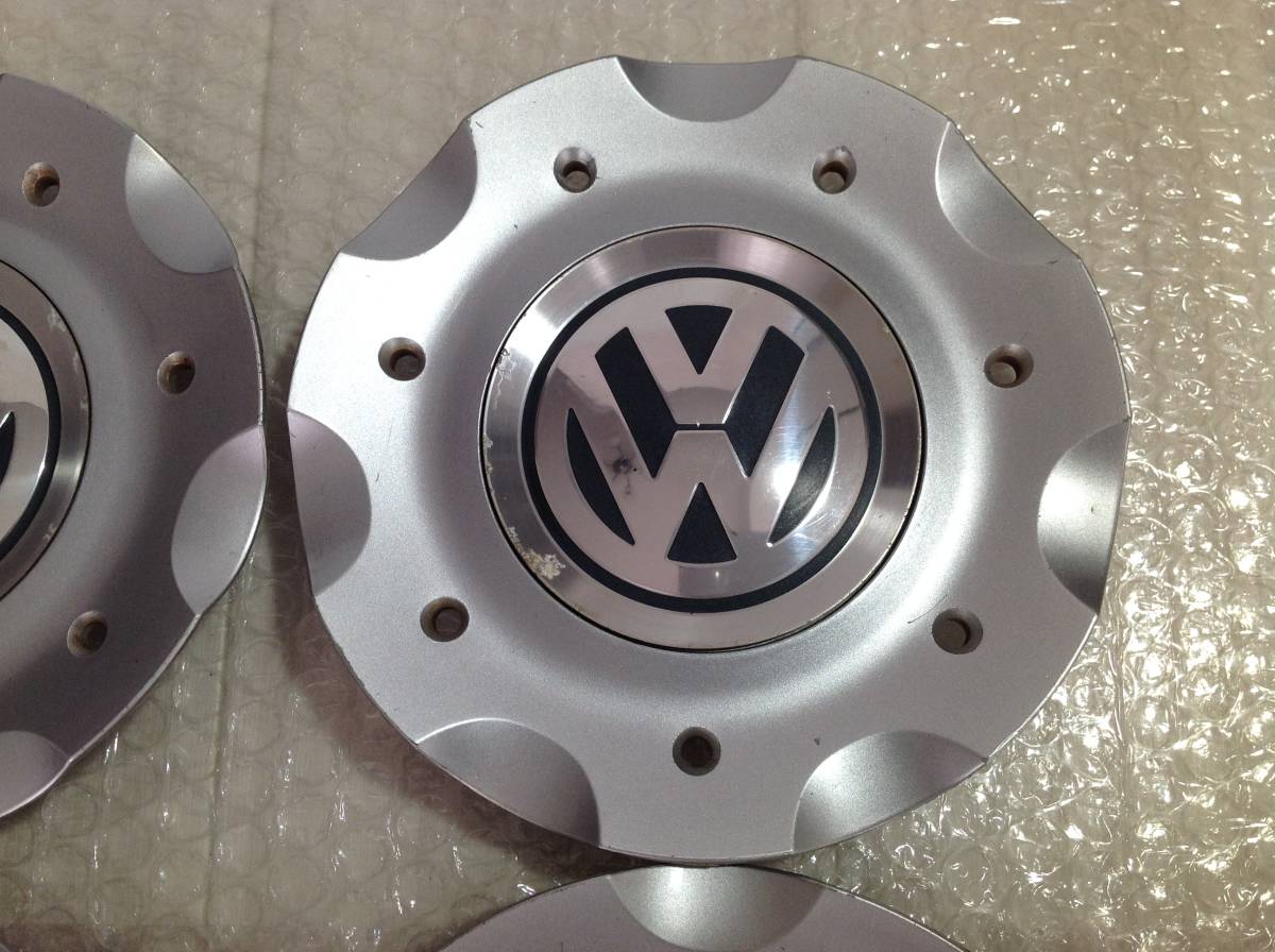 4】 VW フォルクスワーゲン 純正 ホイール センターキャップ 4個/ ホイールキャップ / 中古 純正 センターキャップ VW FAW-VW ハブ 純正15インチ
