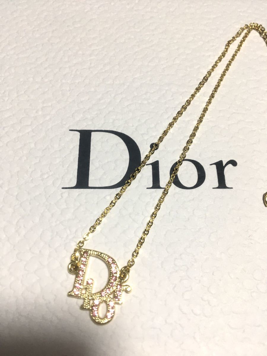 新品クリスチャンディオールChristian Diorキラキラハートネックレス