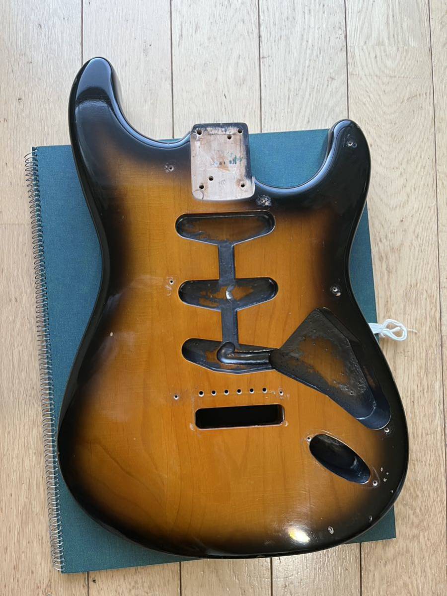 fender American vintage 57 stratocaster body 1995年製？(ボディ 