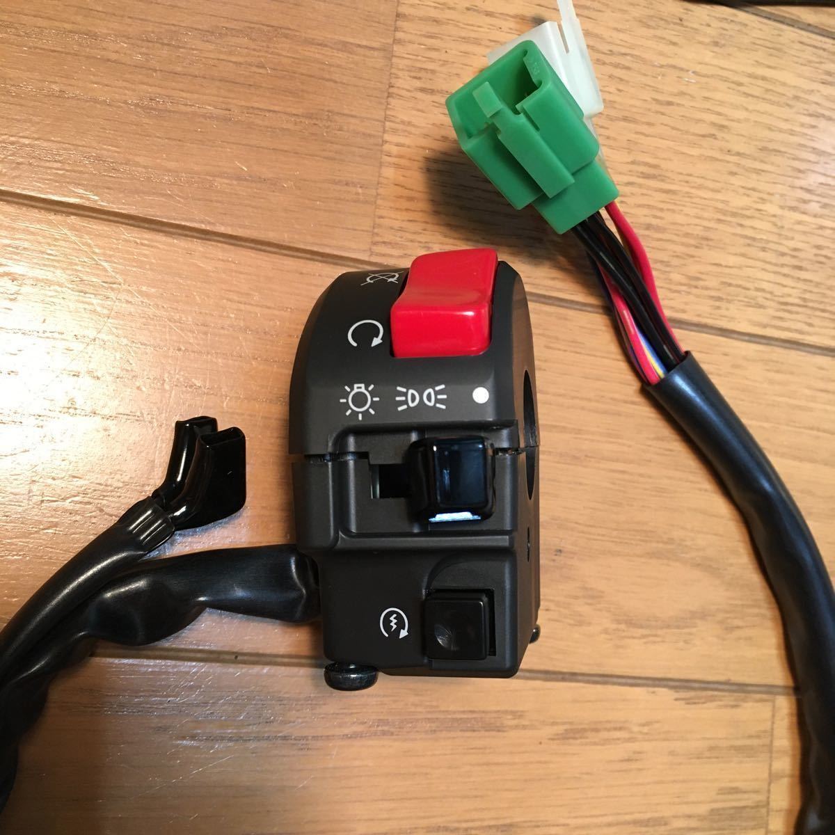 純正ベースポン付け右スイッチボックスGPZ ゼファー 純正ベース ポン