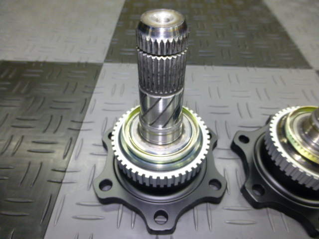 BNR32 純正デフ　純正LSD R200 サイドフランジ6穴 スカイライン R32 GT-R BNR32 前期 日産純正 サイドフランジ 6穴 左右
