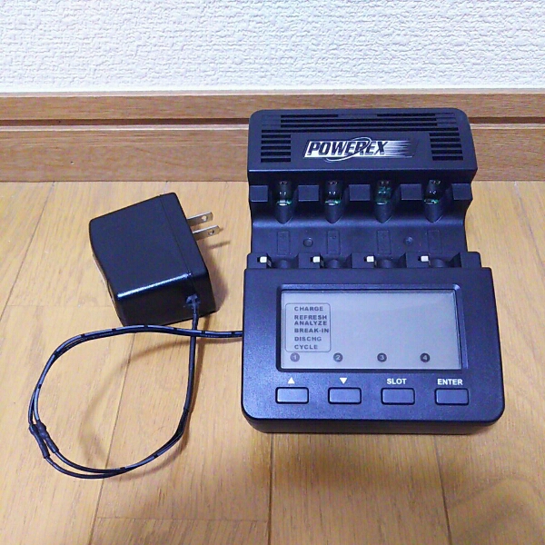 POWEREX MH-C9000 　充電器