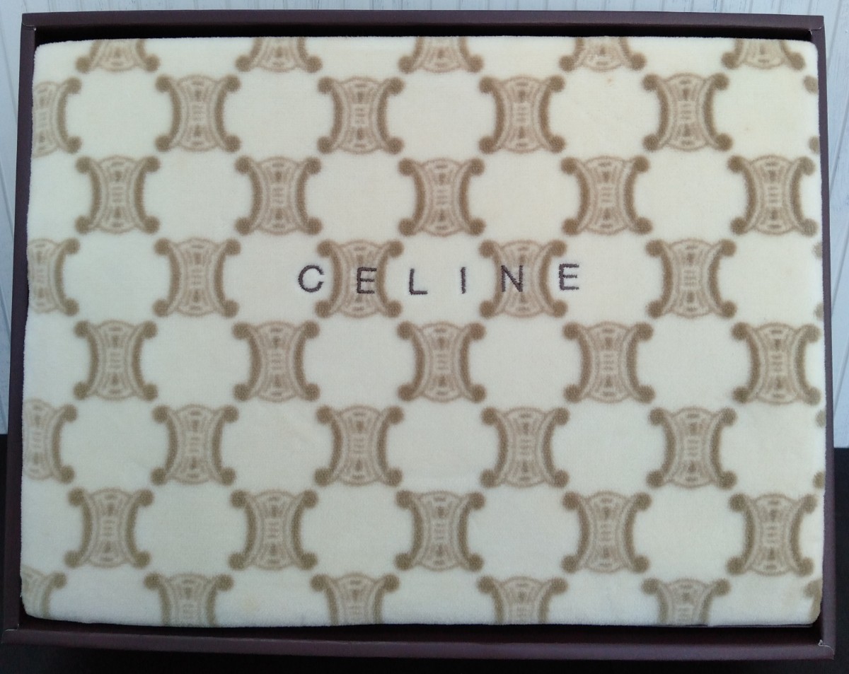 り３６　未使用　綿毛布　CELINE　セリーヌ　シングル　マカダム柄　１４０×２００cm　綿１００％　外箱付　
