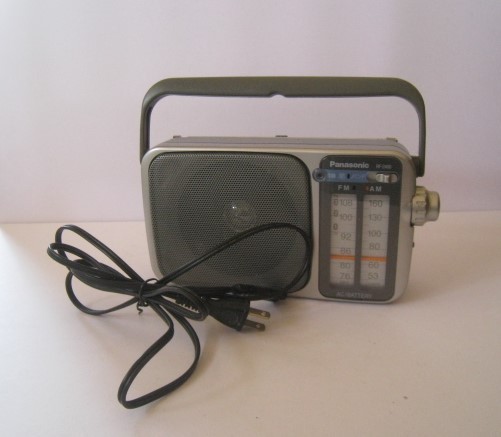 Panasonic FM/AM 2バンドラジオ シルバー RF-2400　ポータブルラジオ　動作OK　ACコード付き/18N3.2-33