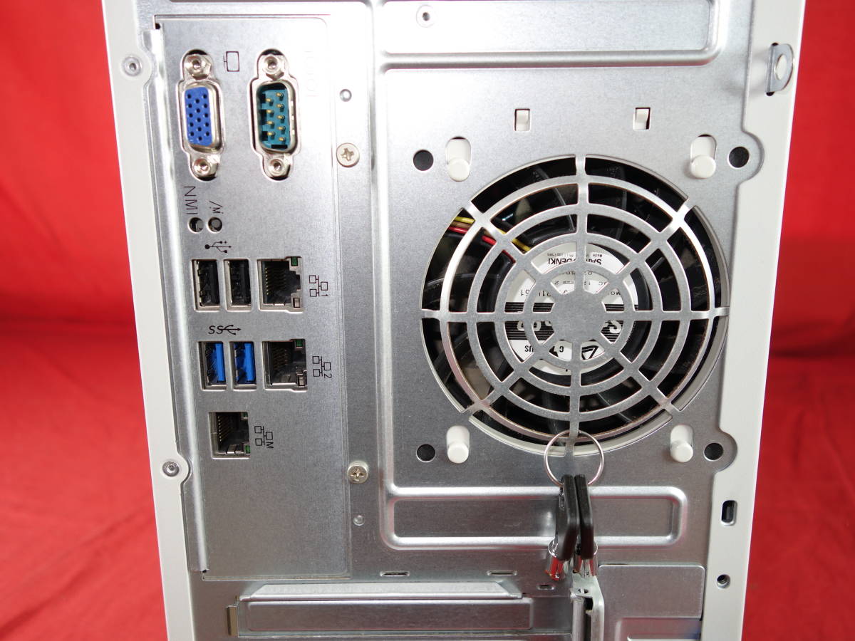 Xeon NEC E3-1220 v2 [N8100-1883Y] Express5800⁄GT110e □NEC 超美品