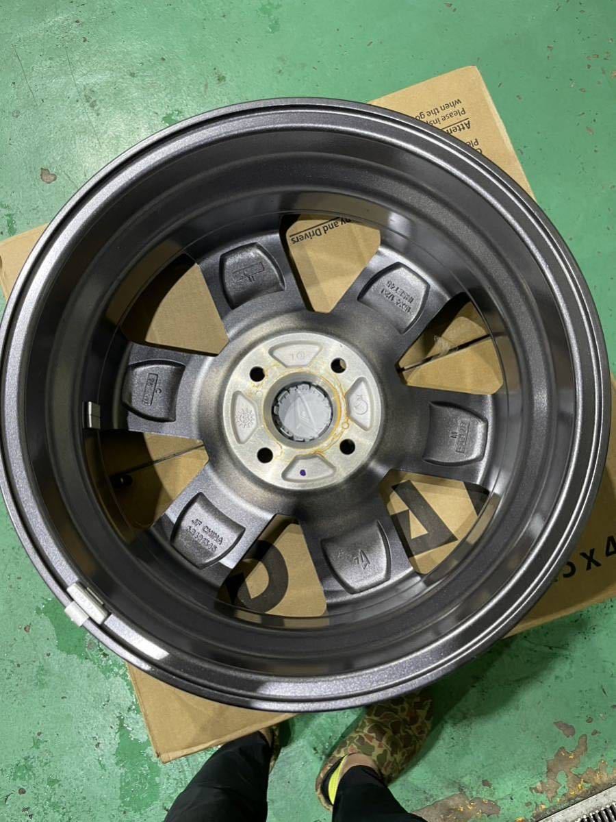新車外し美品 ダイハツ タフト ダーククロムベンチャー 純正アルミ 