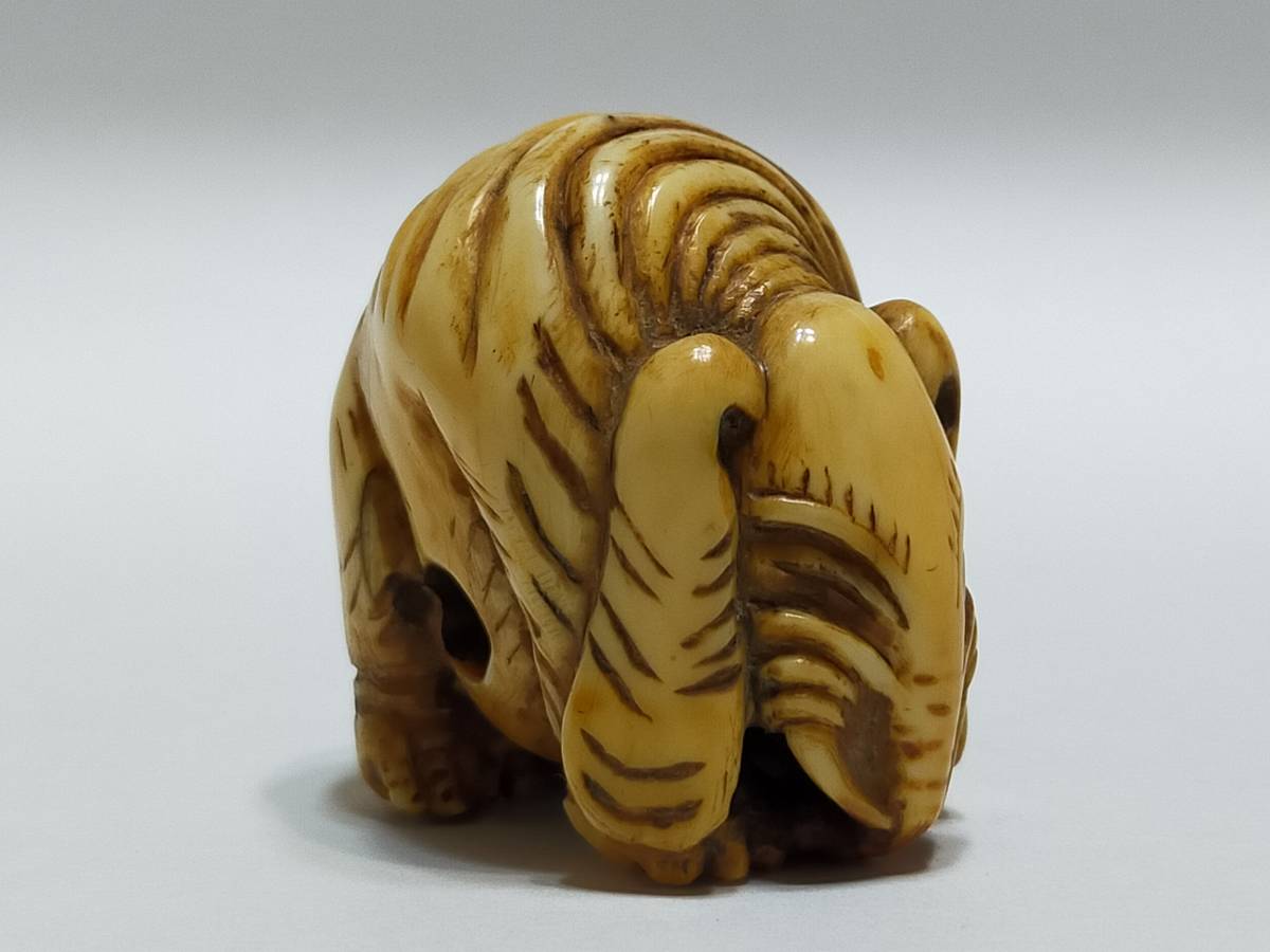 象の形 象 根付 彫刻極上根付天然素材アンティーク骨董飾り物古美術置物