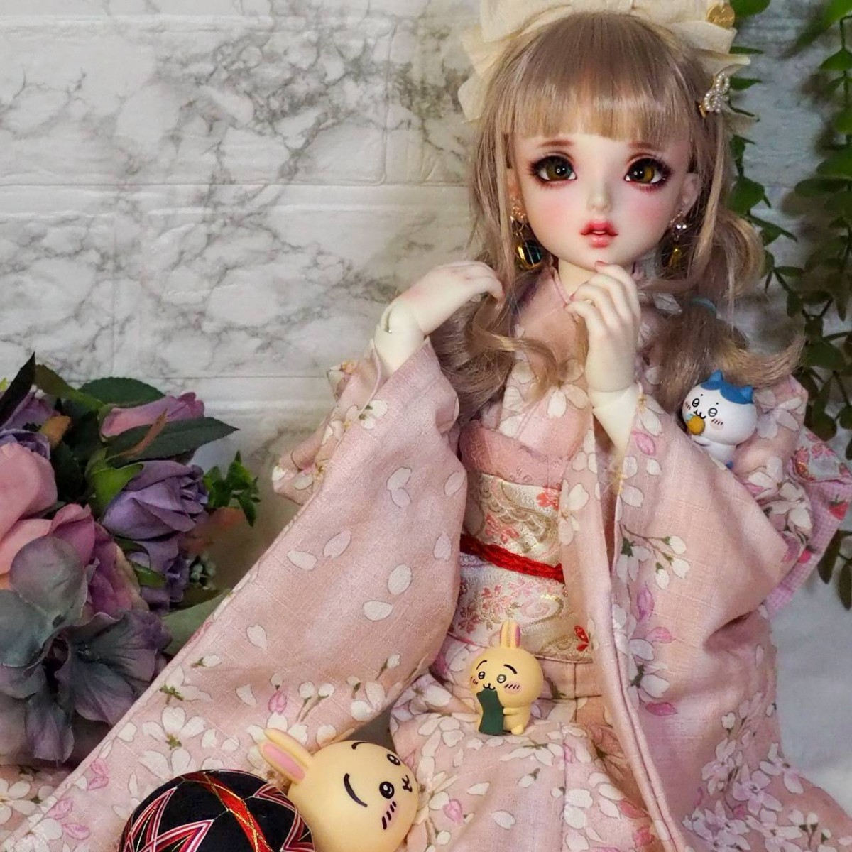 SDGrゆめぴ dds サイズ 薄桃桜生地金襴流水桜蝶 帯振り袖 ドール着物 