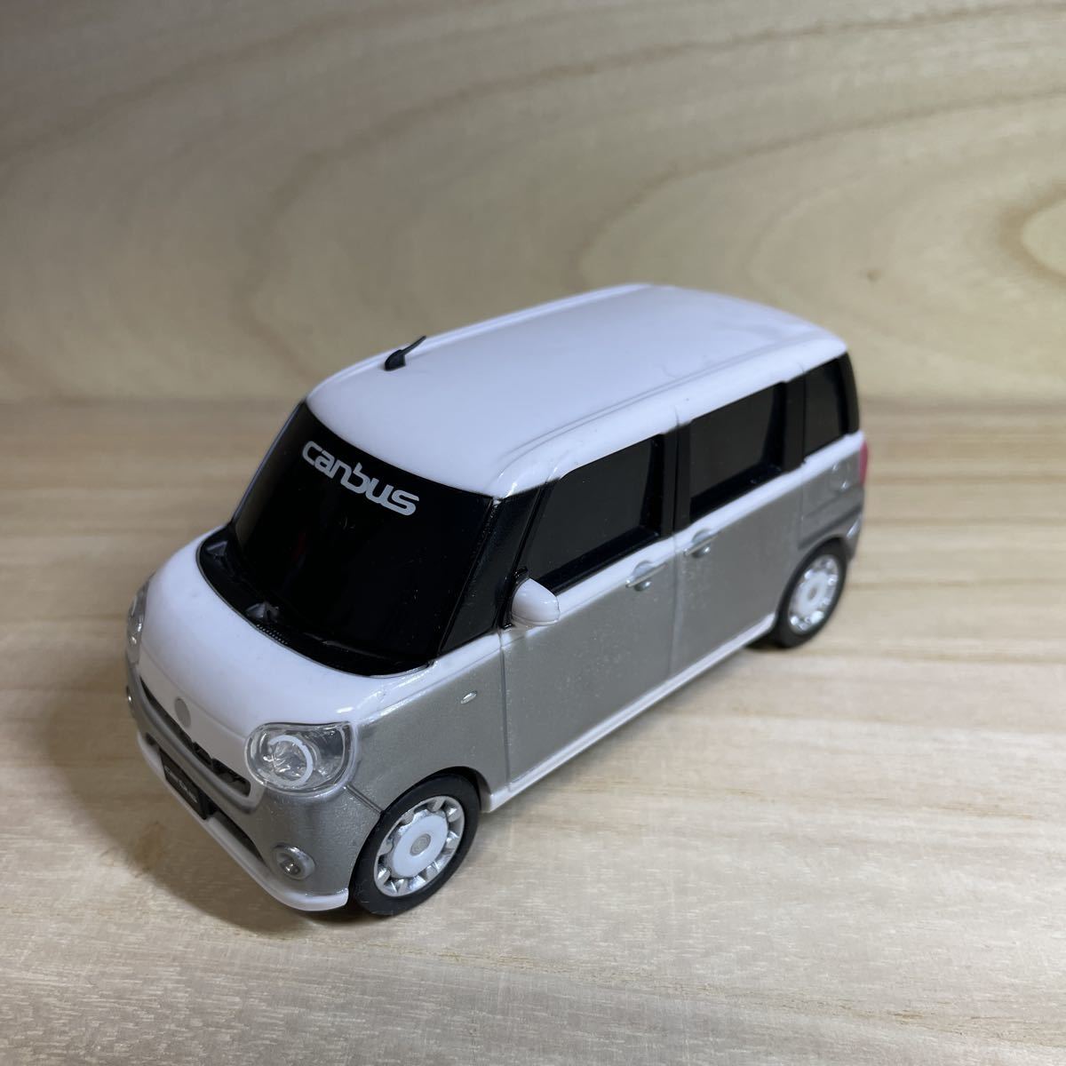非売品 ダイハツプルバックミニカー 1/32スケール タントカスタム 