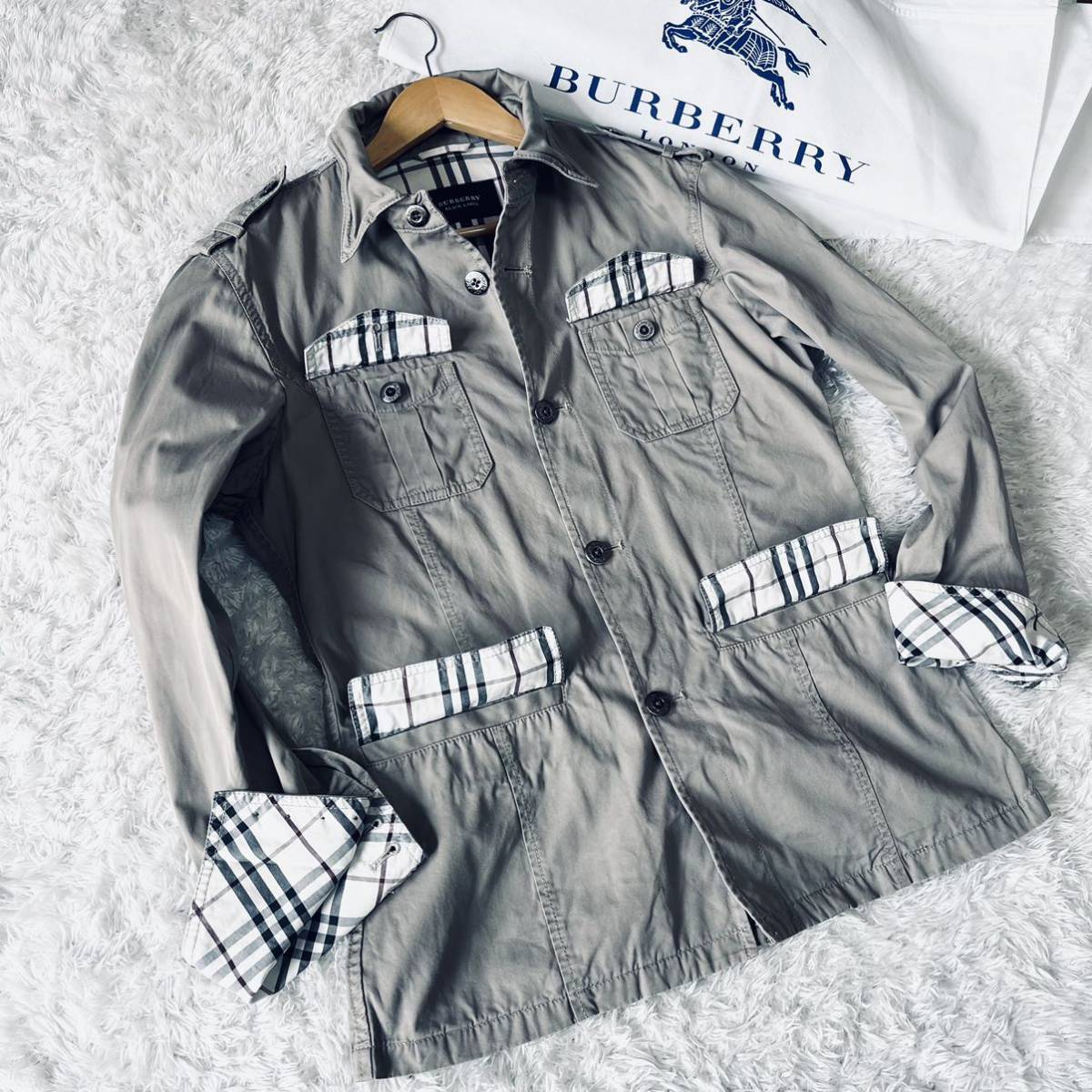 BURBERRY BLACK バーバリーブラックレーベル Lサイズ!!!バーバリー 
