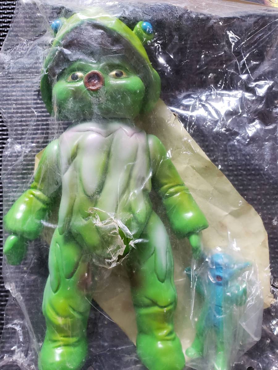 ブニョ ソフビ ベアモデル ベアモデル「ウルトラマンレオ」ブニョ（赤