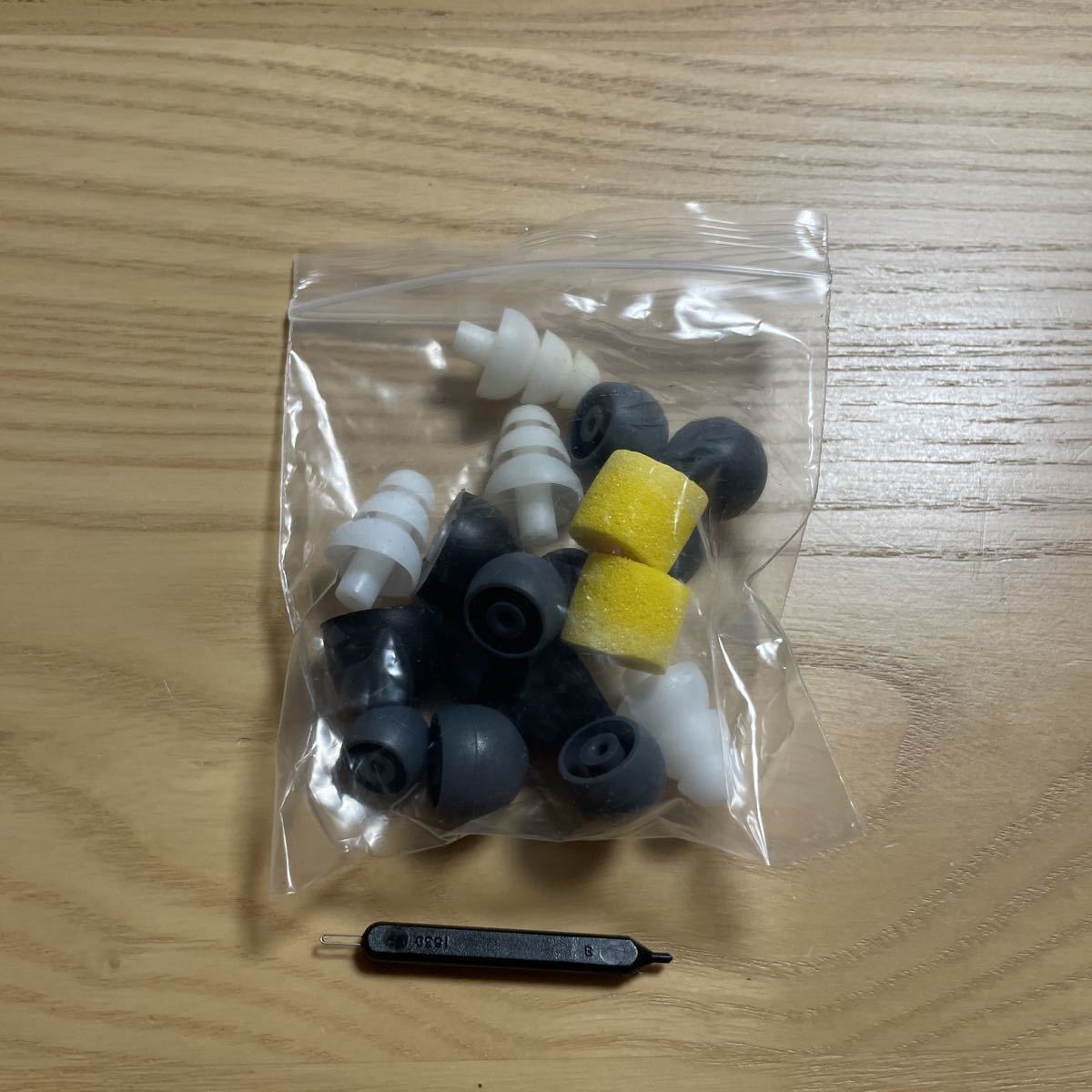 SHURE イヤホンSE425-V-J カナル型 メタリックシルバー 国内正規品 SHURE イヤホン SE425-V-J SE425-V+BT2-A .: ミニ