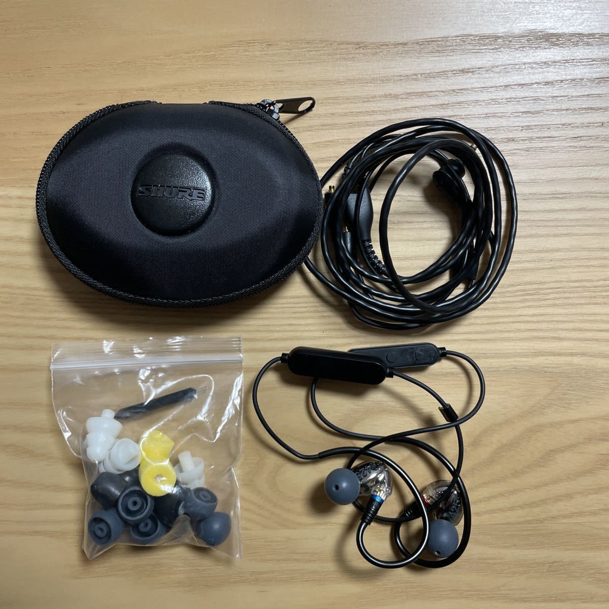 SHURE イヤホンSE425-V-J カナル型 メタリックシルバー 国内正規品 SHURE イヤホン SE425-V-J SE425-V+BT2-A .: ミニ