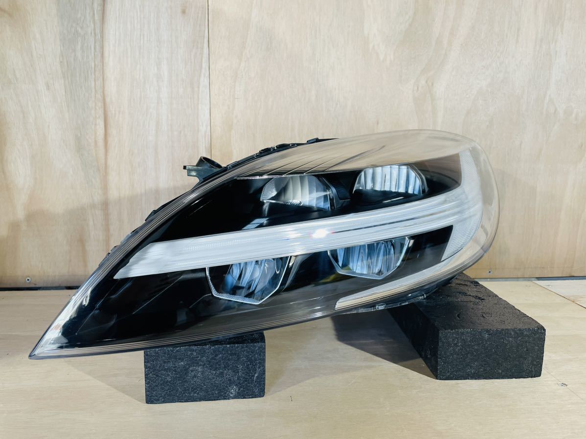 綺麗 破損無し ボルボ V40 純正 左 LED ヘッドライト 31420445 後期 MB