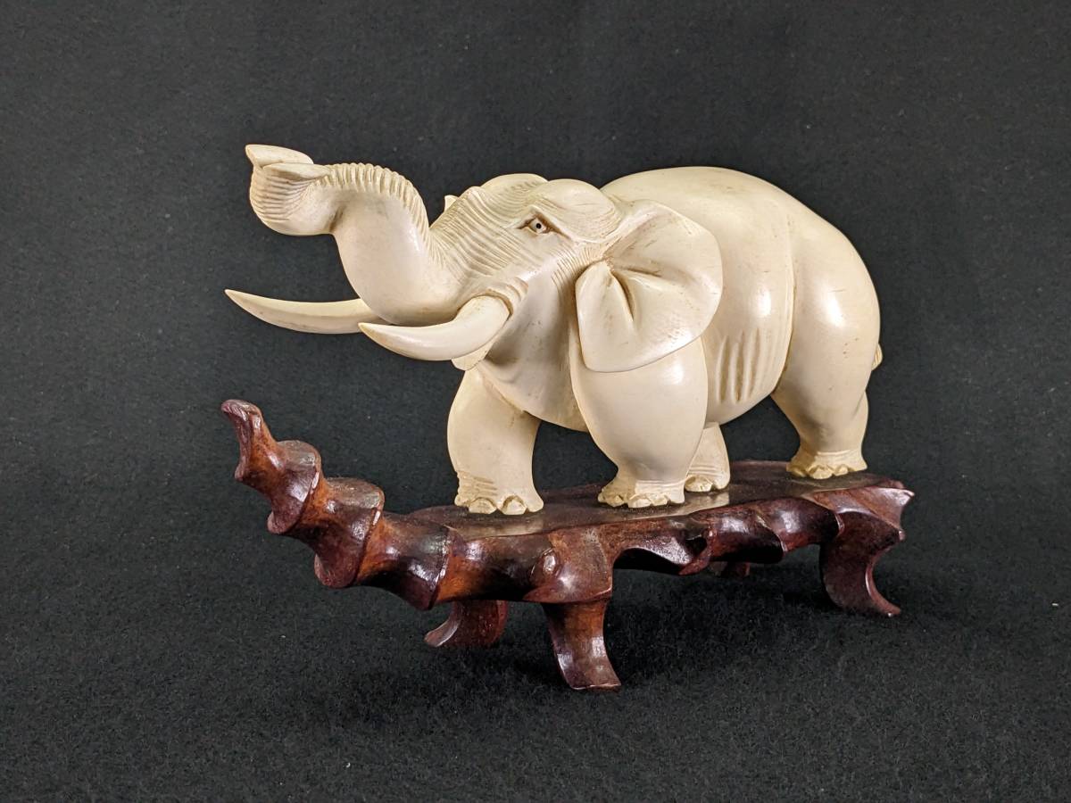 ◇牙 マンモス 象牙風 天然素材 アフリカ人物像 男性像 1本物 987g◇