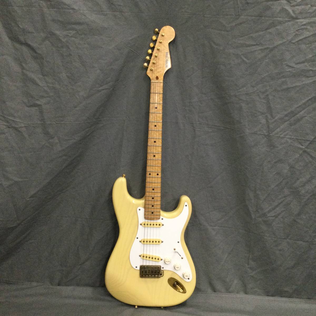 050404　218426　SCHECTER 　シェクター　エレキギター　イエロー系　900026　ジャンク品　