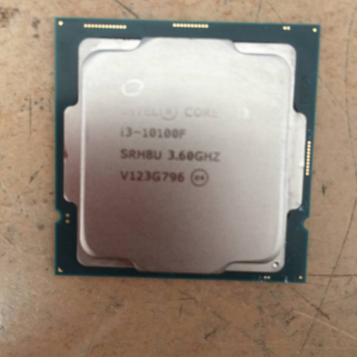100%新品，新品 Intel Core i3 10100F LGA1200 純正クーラー付属 中古