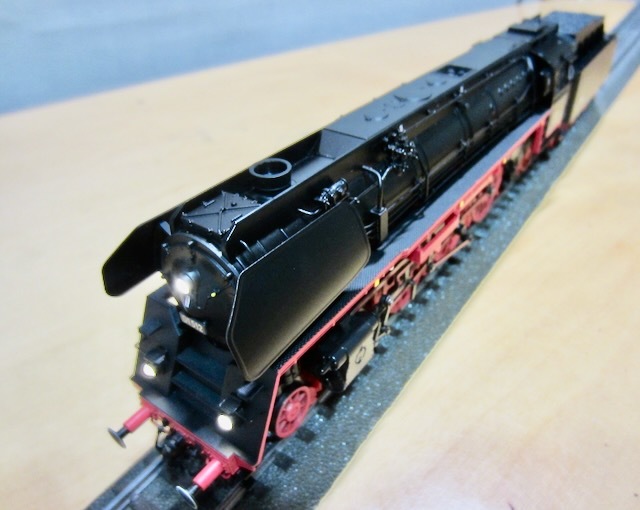 メルクリン　HO 39205 蒸気機関車 BR 01.5， DR/DDR