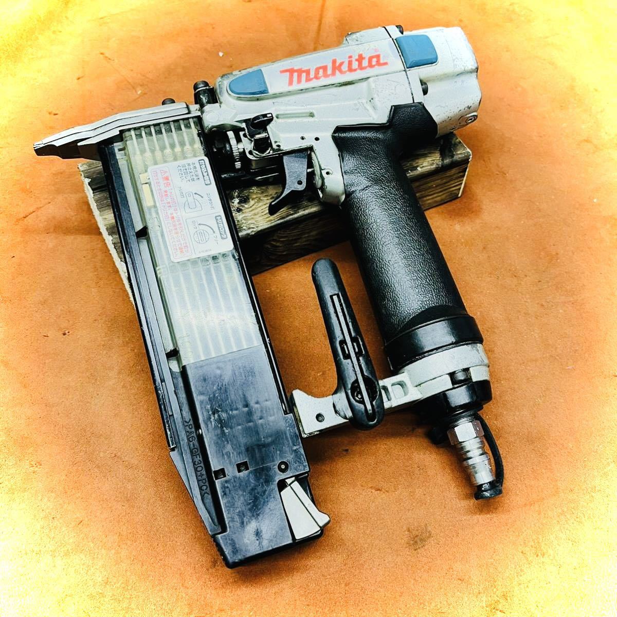 マキタ 仕上釘打 フィニッシュネイラ makita 常圧 AF502N 50mm 