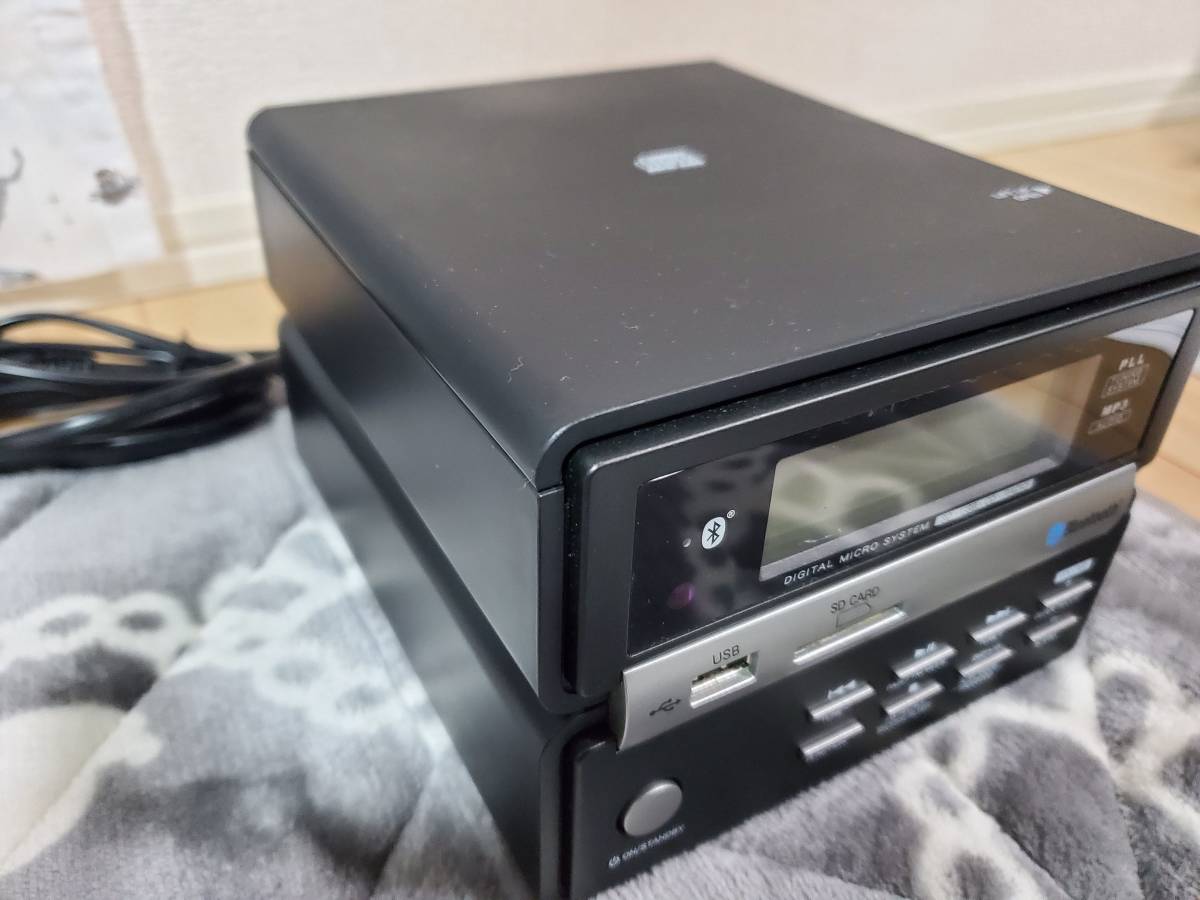 AIWA アイワ XR-BU30 本体とリモコンのみ CDミニコンポ(システムコンポ