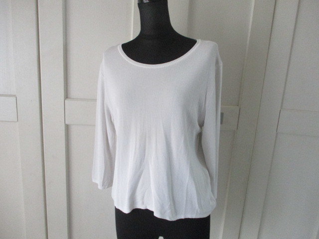 ◆フェラガモ　バックロゴ入りレーヨンニット　美品◆