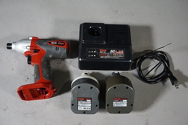 ◎ RYOBI リョービ DC12V インパクトドライバー 充電器 バッテリー2個 