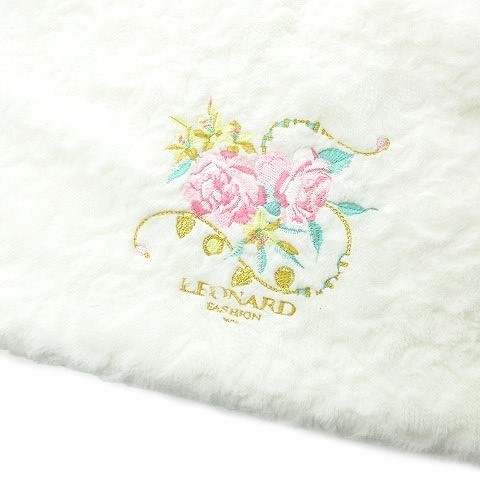 未使用品 レオナール LEONARD バスタオル バスローブ ロゴ刺繍 バラ 薔薇 大判 特大 パイル 日本製 白 ホワイト 140cm×240cm ECR17 その他