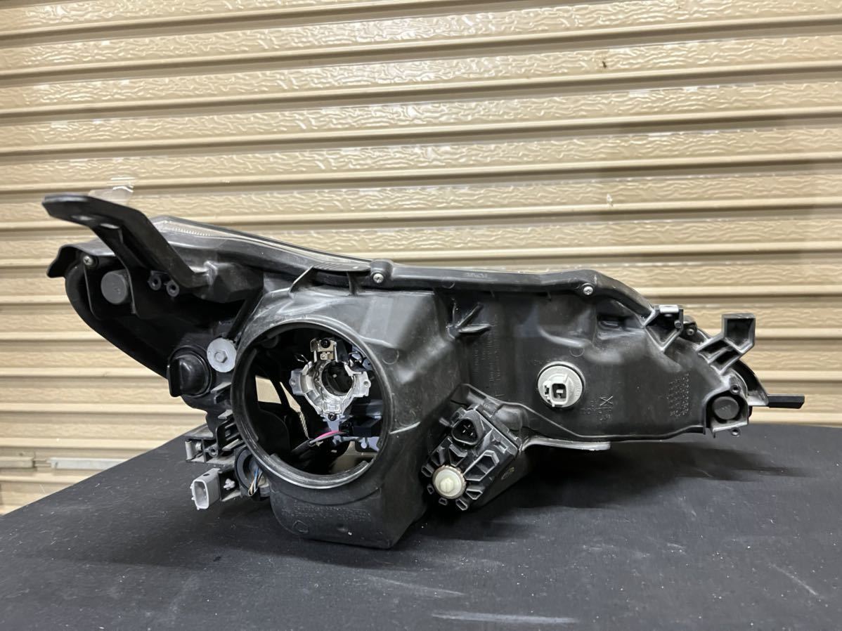 トヨタ マークX GRX130 130系 左 ヘッドライト KOITO HID 中期 後期