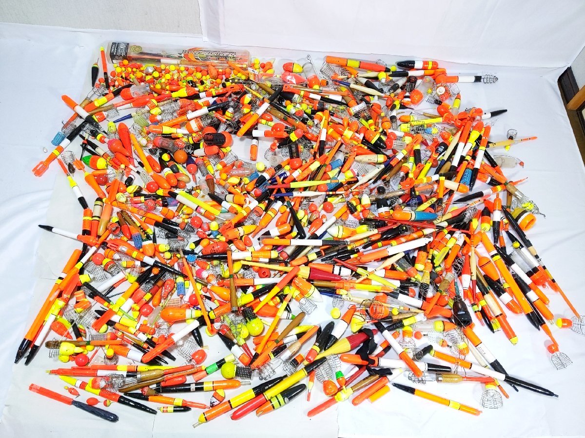 (管62767)超大量 ウキ まとめ 遠投ウキ 丸ウキ カゴウキ うき 仕掛け 釣具 釣り具 中古 セット 堤防釣り 磯釣り