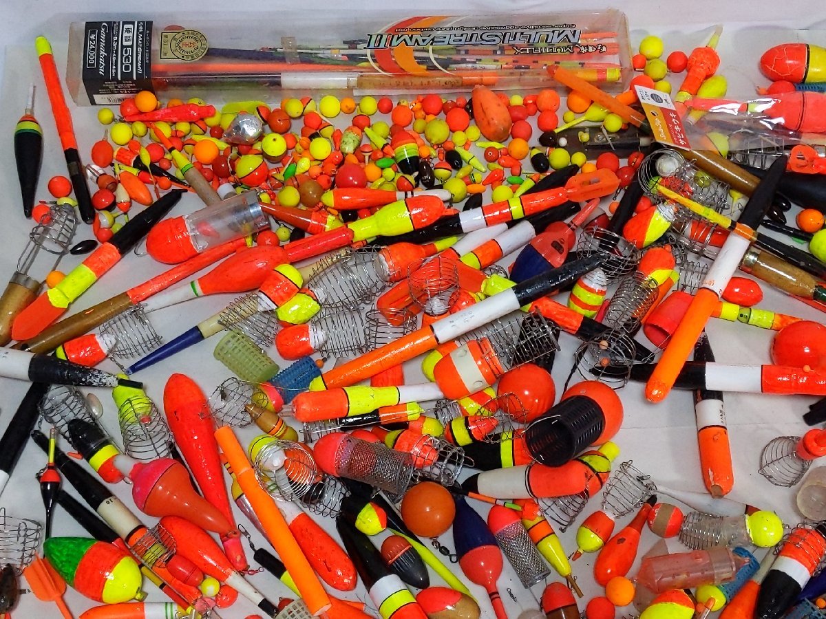 (管62767)超大量 ウキ まとめ 遠投ウキ 丸ウキ カゴウキ うき 仕掛け 釣具 釣り具 中古 セット 堤防釣り 磯釣り