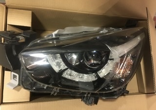 デミオ 左ヘッドライト LED LED デミオ 左 LED左ヘッドライト左ライト DE系