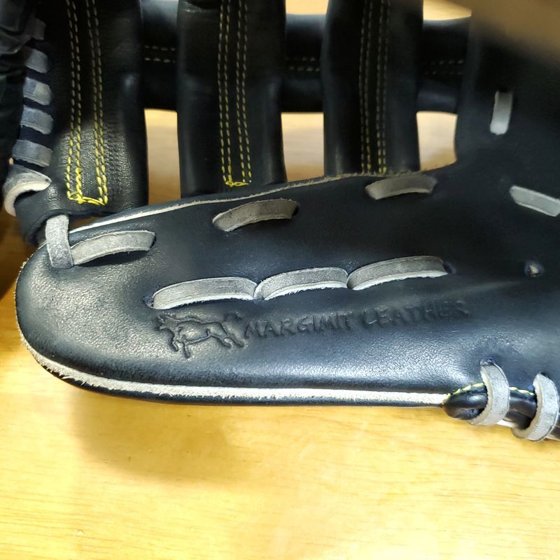 ミズノ 松本哲也モデル 巨人 限定品 レア Mizuno 一般用大人サイズ 12 