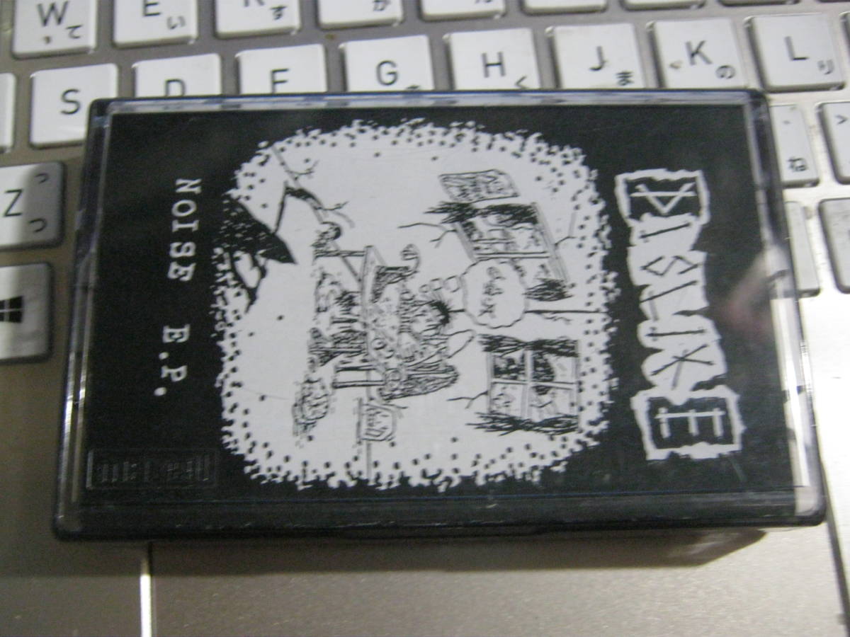 DISLIKE ディスライク / NOISE E.P. デモテープ DEMO CRUST WAR ジャパコア