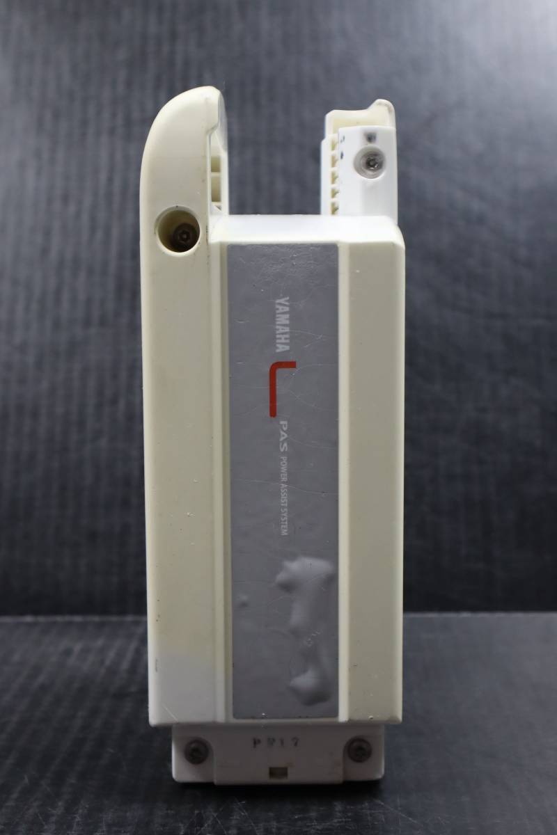 E1749 K ヤマハ電動自転車 バッテリー X74-00 8.1Ah 長押し20秒32点灯30秒3点灯