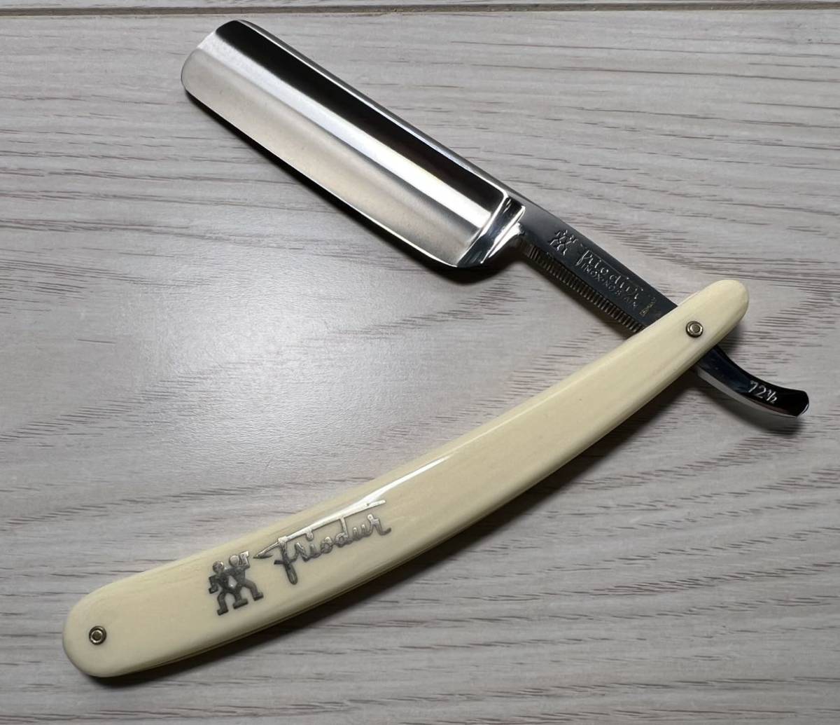 HENCKELS SOLINGEN ヘンケルス ゾーリンゲン 理容 カミソリ 西洋 剃刀