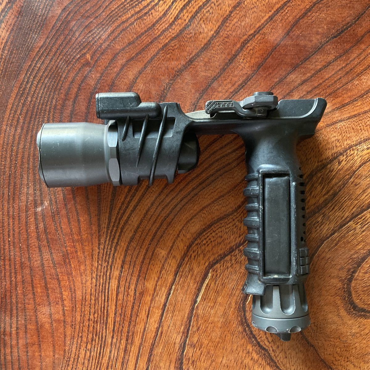 シュアファイア surefire M900 実物 実物 M900 シュアファイア M900
