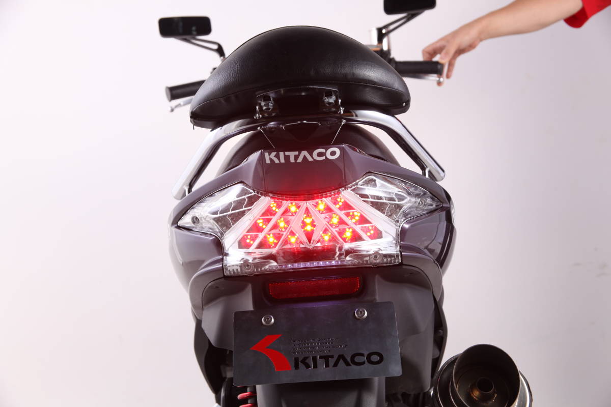 LEDテールランプSET アドレス V125 S / SS CF4MA 送料込み （離島等 