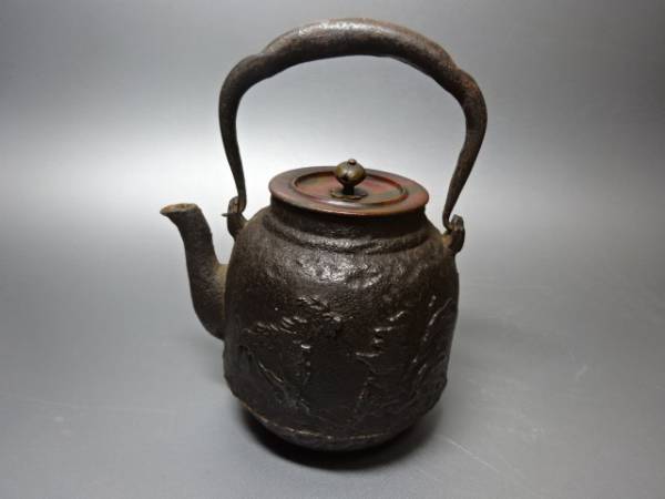 雲・ 時代 斑紫銅蓋漁舟山水地紋小型鉄瓶 工芸品 鉄製 【公式通販】