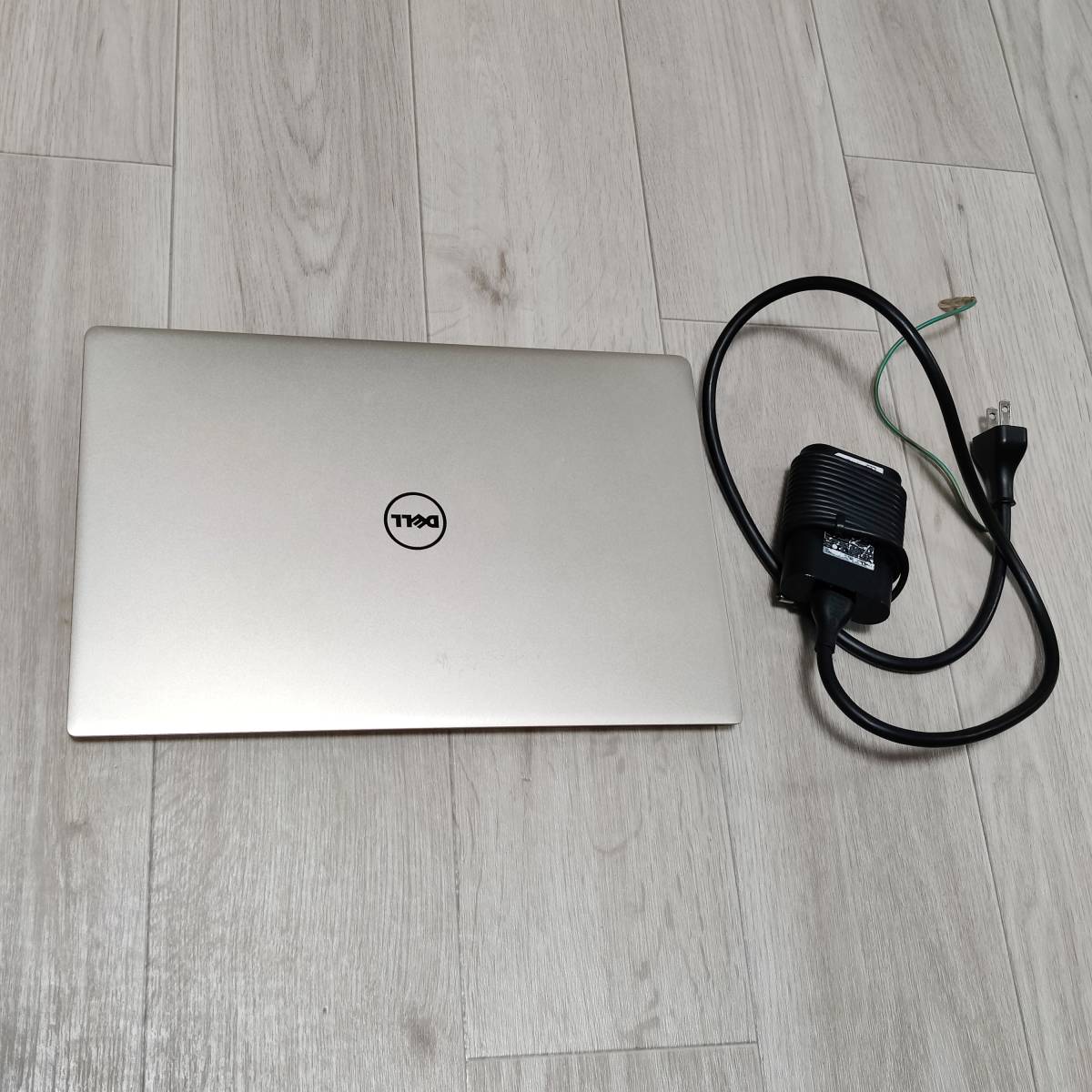 Dell XPS 0 i7-6560U Graphics 8GB 【GHQQ72】DELL XPS 13 9350 core