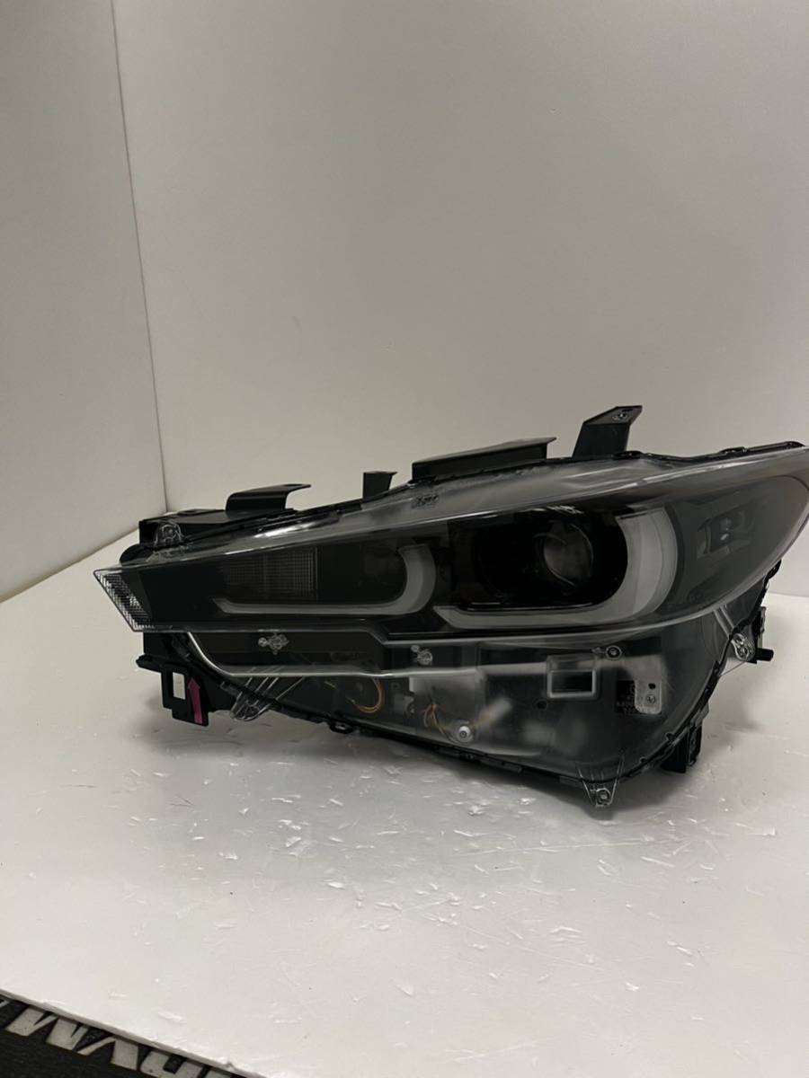 マツダ　cx-5 kf cx-8 kg 共通　後期　左ヘッドライト　左ライト KF cx-5 cx-8 後期 LEDヘッドライト 左 QB CX-5 CX-8 マツダ
