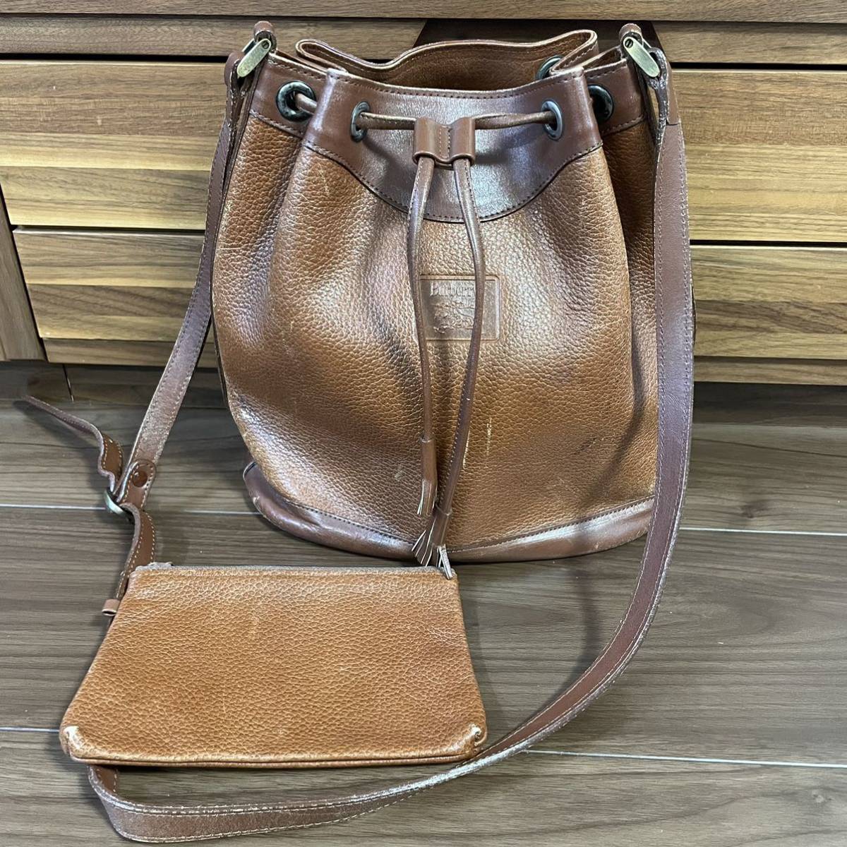 BURBERRYS バーバリーズ ショルダーバッグ レザー 本革 巾着 ノバ