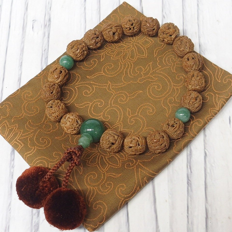 m001 C3 送料520円 数珠 四人羅漢彫十八玉念珠 男性用 4人彫18玉 約14～16mm 正絹 梵天房 インド翡翠