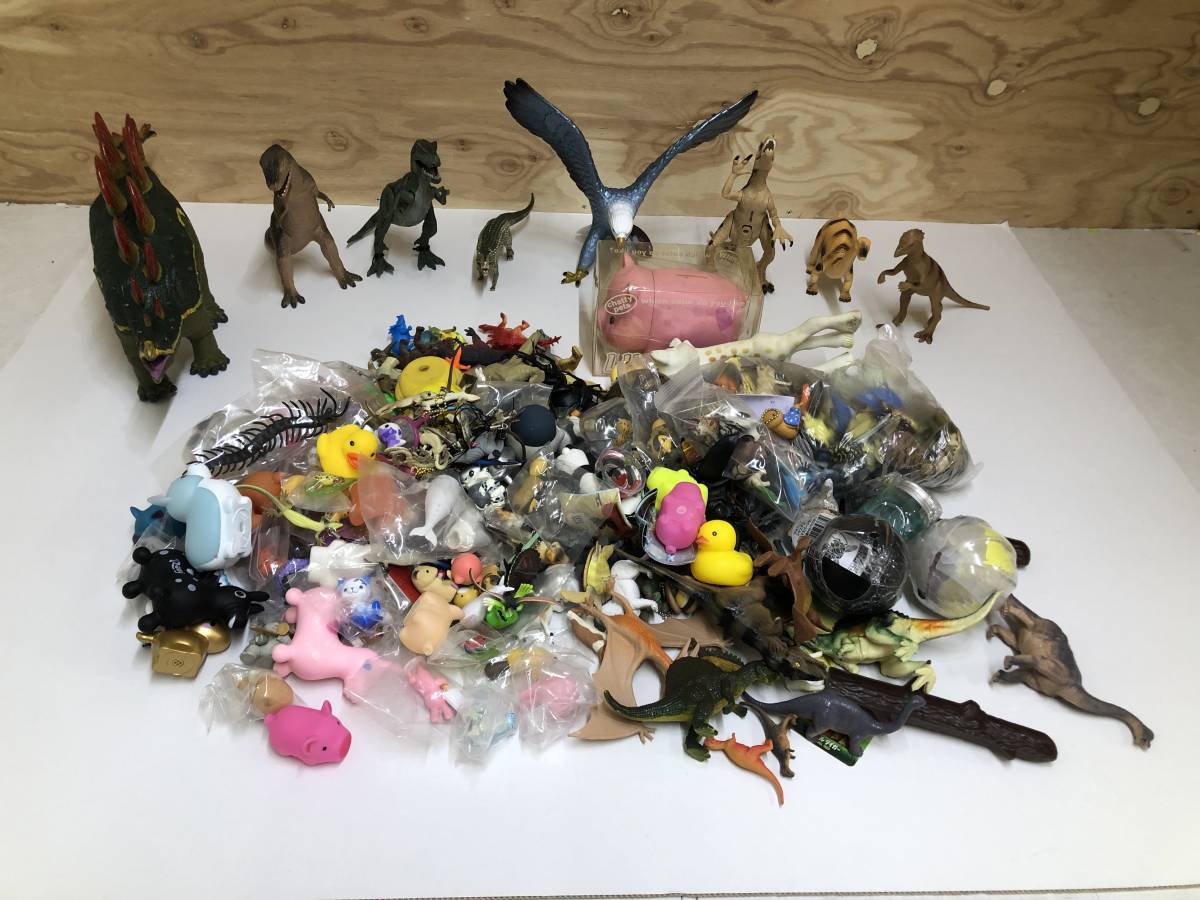 動物・アニマル・虫・恐竜 生き物ミニフィギュアまとめ ガチャ 