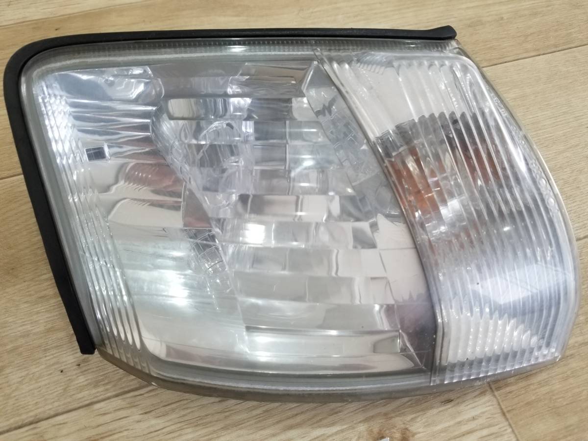 トヨタJZS151クラウン後期純正 コーナーランプ 左右KOITO 30-262 トヨタJZS151クラウン後期純正 トヨタ クラウン マジェスタ 後期 純正