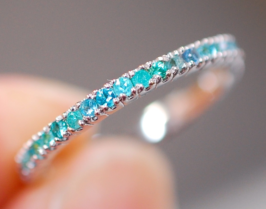 ￥１００~ｋ１８ｗｇ濃い色ブラジル産パライバトルマリン０．２２ｃｔリング