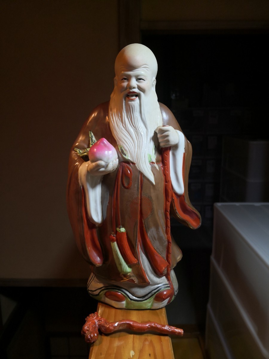 景徳鎮製 中国 景徳鎮彫塑瓷厂銘 手描き粉彩 福禄寿 中国陶器 人形