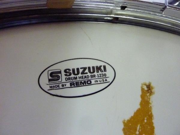 ◇SUZUKI/30インチ コンサートバスドラムSCD-139B スタンド、収納