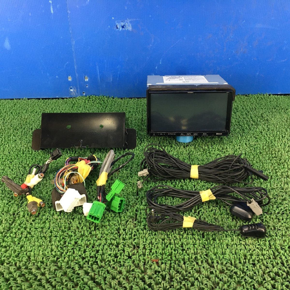 MITSUBISHI C9M2 マツダ純正 メモリーナビ Bluetooth ビアンテ［Y/4453