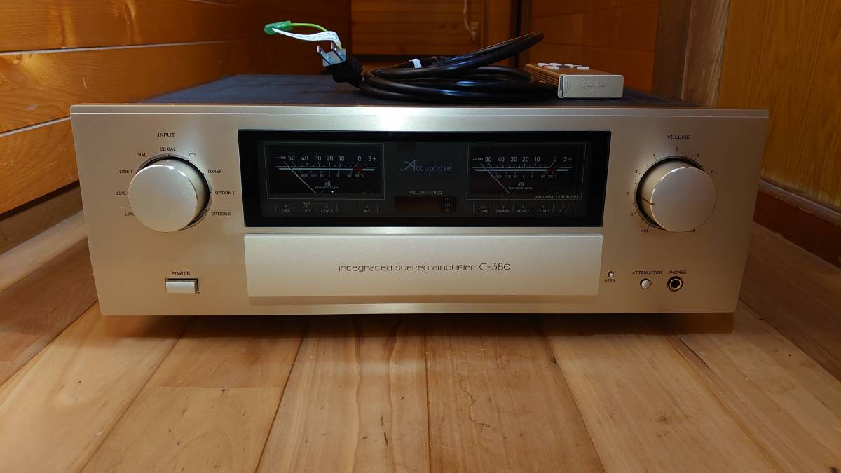 送信菅 東芝製 UA－211A 未使用品 ペア（2個一組のこと） 東芝
